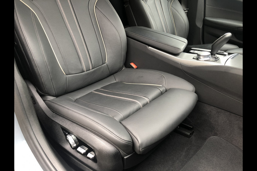 BMW 5 Serie 530e xDrive High Executive M Pakket, Camera, Harman Kardon, Navigatie . Een proefrit levert het bewijs. Neem contact op en we maken een afspraak!