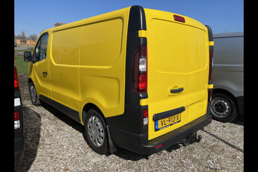 Opel Vivaro 1.6 CDTI 115pk L1H1 Edition / rijklaar € 10.950 ex btww / lease vanaf € 232 / airco / cruise / trekhaak / zwaaibalk !