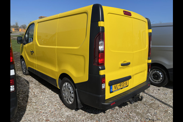 Opel Vivaro 1.6 CDTI 115pk L1H1 Edition / rijklaar € 10.950 ex btww / lease vanaf € 232 / airco / cruise / trekhaak / zwaaibalk !