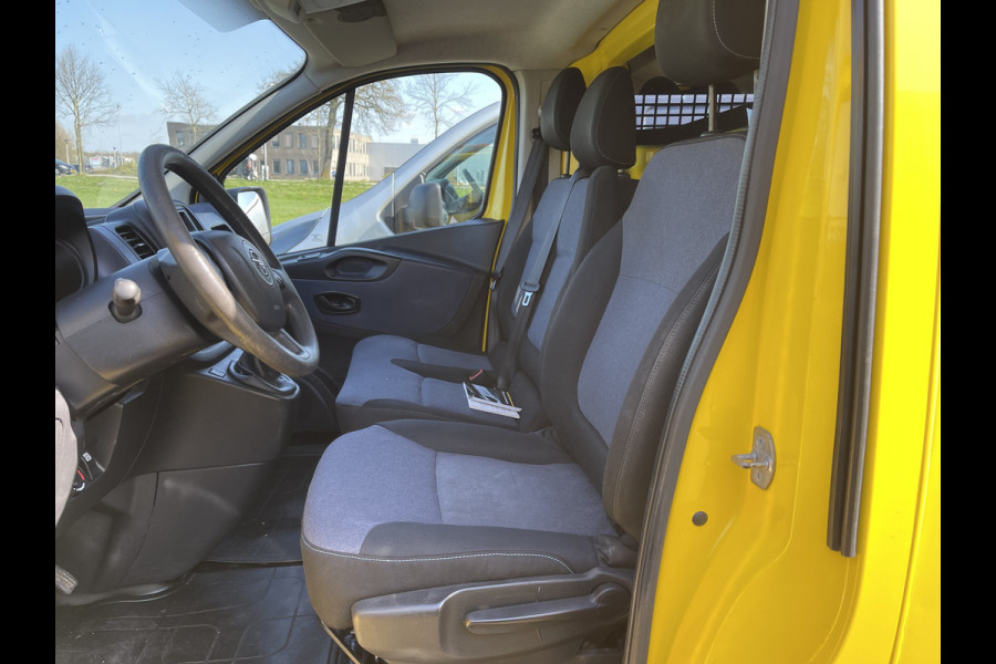 Opel Vivaro 1.6 CDTI 115pk L1H1 Edition / rijklaar € 10.950 ex btww / lease vanaf € 232 / airco / cruise / trekhaak / zwaaibalk !