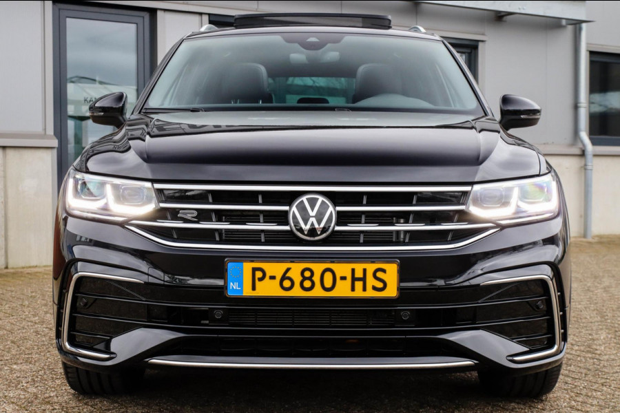 Volkswagen Tiguan 1.5 TSI R-Line Business+ 150pk DSG! NIEUW|Panoramadak|Virtual Cockpit|IQ LED Plus|NAVI|ACC|Lane|Harman Kardon|19