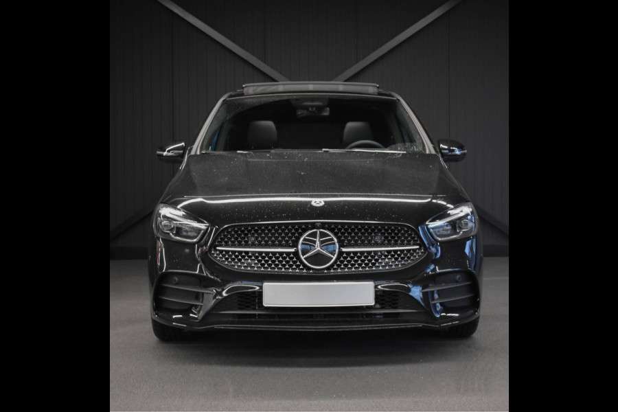 Mercedes-Benz B-Klasse 180 AMG Line | FACELIFT | 360Graden-Camera | Panaroma-schuifdak | Stoelverwarming | Memory-Stoelen |
