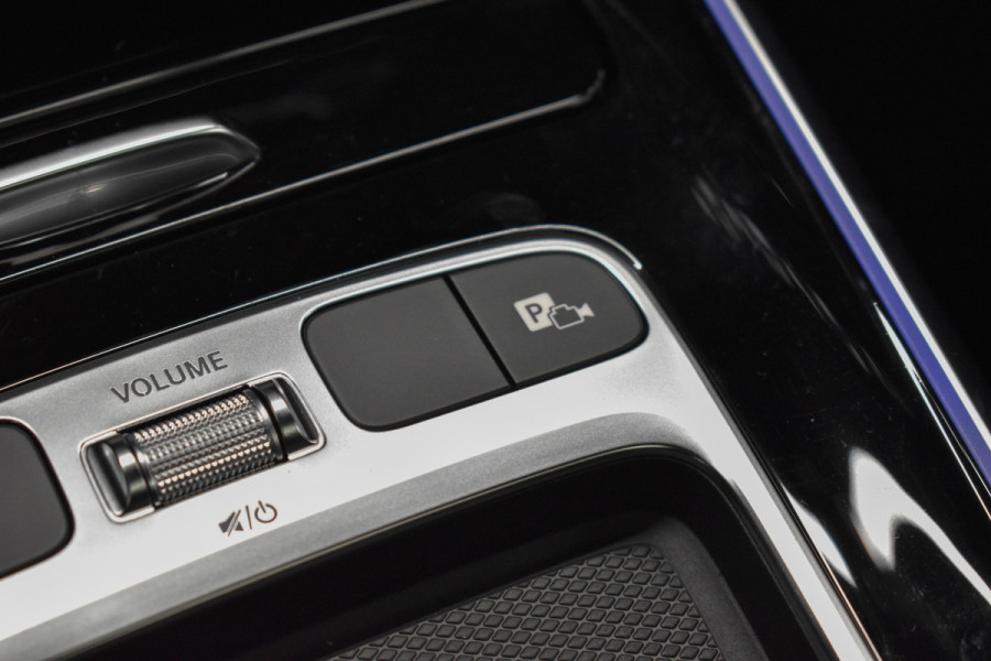 Mercedes-Benz B-Klasse 180 AMG Line | FACELIFT | 360Graden-Camera | Panaroma-schuifdak | Stoelverwarming | Memory-Stoelen |