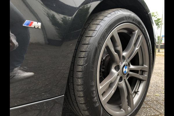 BMW 3-serie 330e Edition M Sport Shadow Executive, NAVI-PRO, Opendak, LEDER . Een proefrit levert het bewijs. Neem contact op en we maken een afspraak!