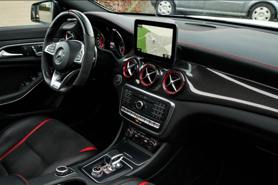 Mercedes-Benz CLA-Klasse CLA 45 AMG 4MATIC 7G 381pk! Dealer|Full Option|Designo|Panoramadak|Schaalstoelen incl. Memory|Performance