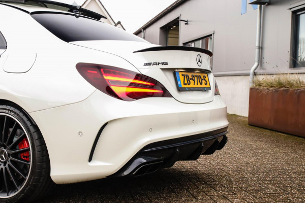 Mercedes-Benz CLA-Klasse CLA 45 AMG 4MATIC 7G 381pk! Dealer|Full Option|Designo|Panoramadak|Schaalstoelen incl. Memory|Performance