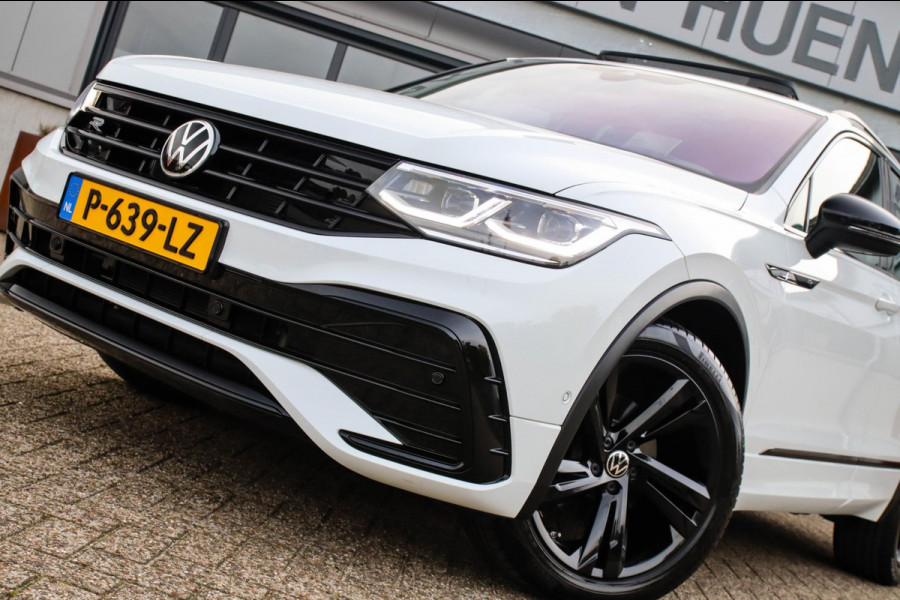 Volkswagen Tiguan 1.5TSI R-Line Business+ 150pk DSG Panoramadak|Virtual Cockpit|IQ LED Plus|NAVI|ACC|Lane+Side|Harman Kardon|Black