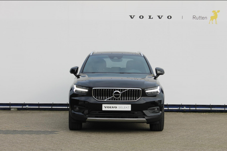 Volvo XC40 T4 211PK Automaat Recharge Inscription Expression Stoel en stuurwielverwarming / Apple Carplay / Parkeersensoren voor en achter met parkeercamera / Schuif-kanteldak