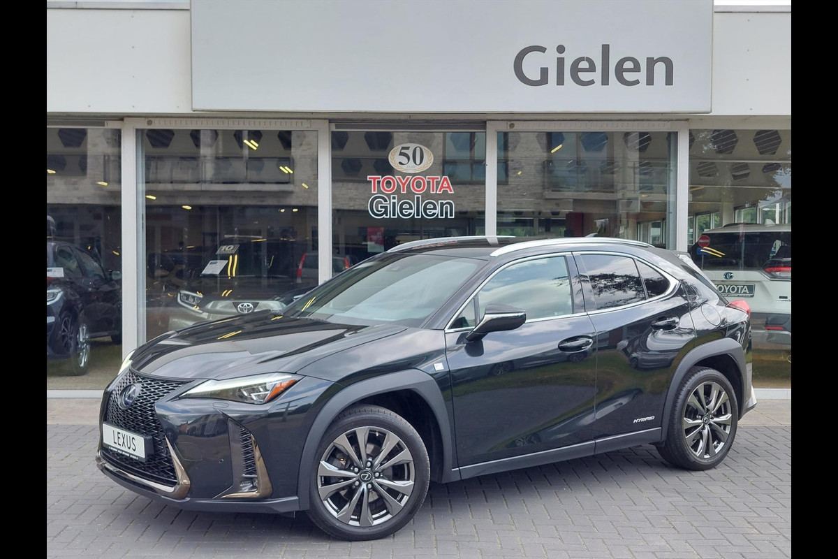 Lexus UX 250h 184pk F Sport | Navigatie, Leer/Alcantara, Dodehoekherkenning, Parkeersensoren, Stuurverwarming, Head Up Display