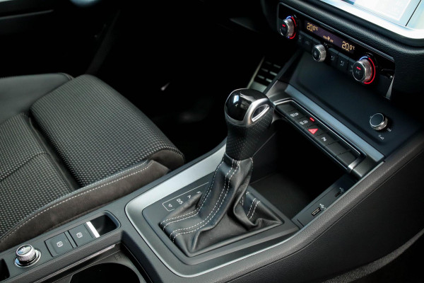 Audi Q3 35 1.5 TFSI S Line Pro Line S 150pk S-Tronic! 1e Eig|NL|DLR|Panoramadak|Virtual Cockpit|LED Matrix|Leder|19inch|Black Pack