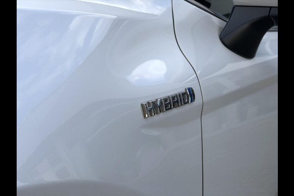 Toyota Camry 2.5 Hybrid 218pk Executive | Dodehoekherkenning, Leer, Stoelverwarming, Navigatie, Parkeersensoren, BTW Auto