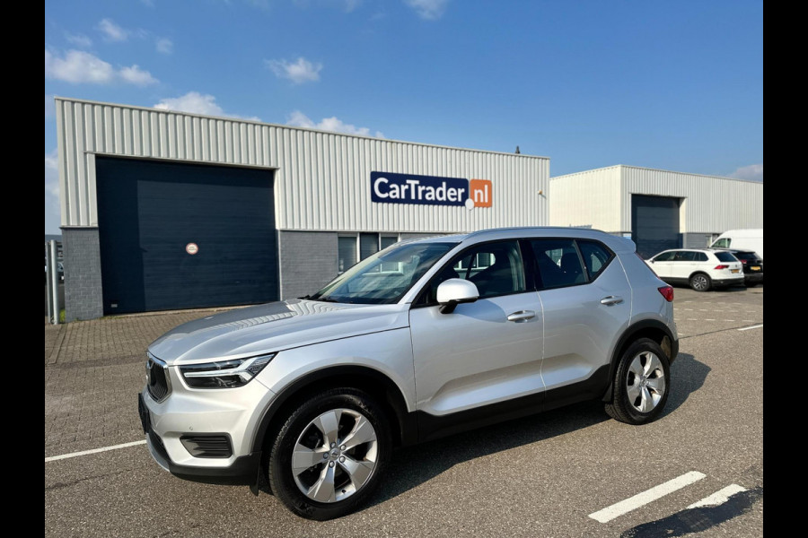 Volvo XC40 1.5 T3 Momentum Leder Navigatie PDC 18" lmv