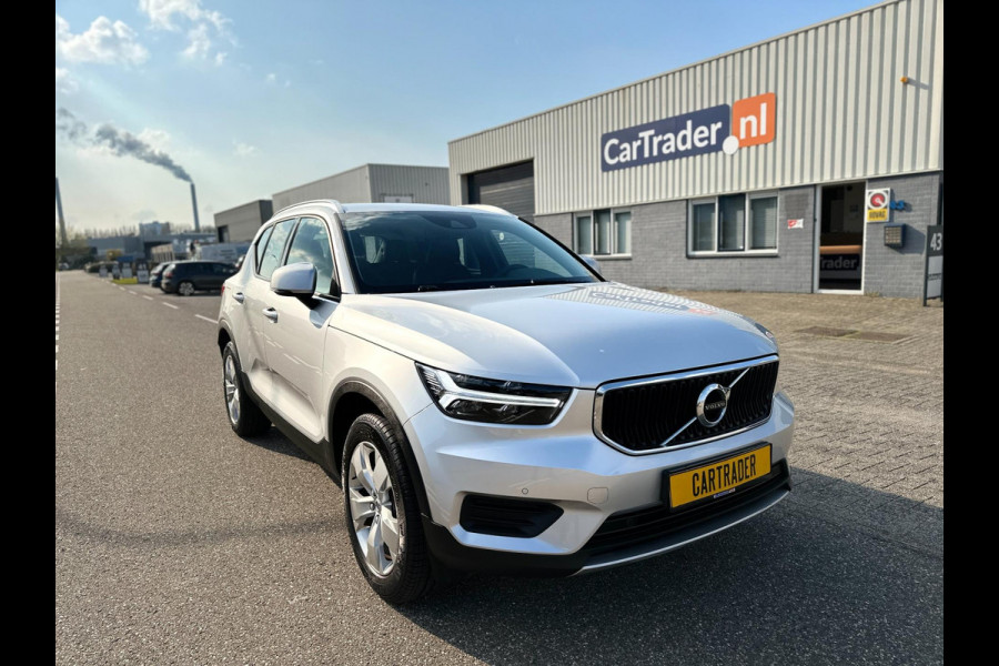 Volvo XC40 1.5 T3 Momentum Leder Navigatie PDC 18" lmv