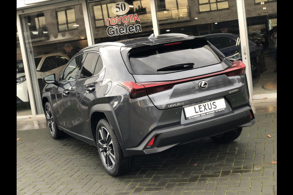 Lexus UX 250h 184pk Business Line | Nieuw model MY2023, Dodehoekherkenning, Parkeersensoren, 18 inch, Keyless, Stoel + Stuurverwarming