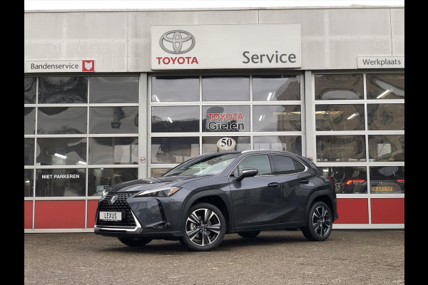 Lexus UX 250h 184pk Business Line | Nieuw model MY2023, Dodehoekherkenning, Parkeersensoren, 18 inch, Keyless, Stoel + Stuurverwarming