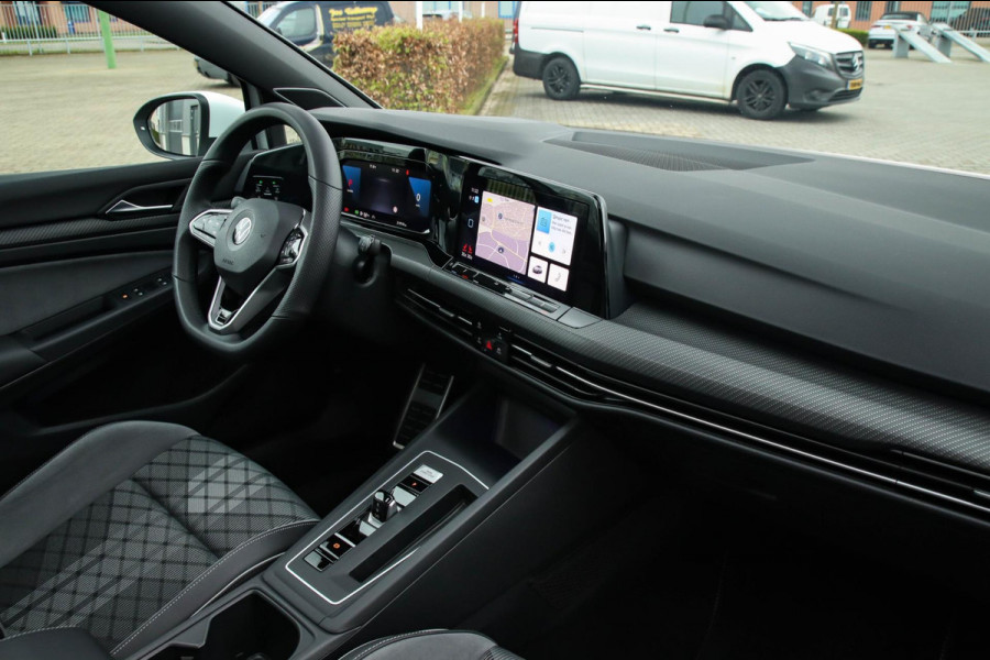 Volkswagen Golf 1.5 eTSI R-Line 150pk DSG 1e Eig|Panoramadak|Virtual Cockpit|IQ LED|Kuipstoelen|NAVI|ACC|DCC|Camera|CarPlay|18inch