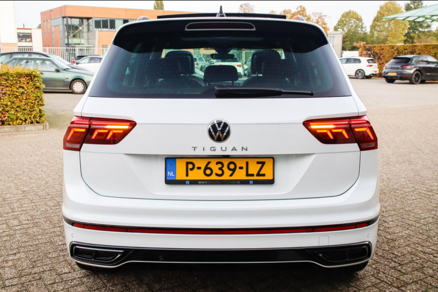 Volkswagen Tiguan 1.5TSI R-Line Business+ 150pk DSG Panoramadak|Virtual Cockpit|IQ LED Plus|NAVI|ACC|Lane+Side|Harman Kardon|Black