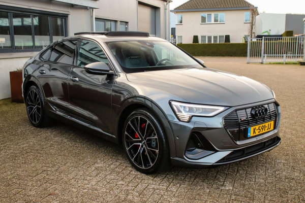 Audi e-tron Sportback 55 Quattro S Edition Pro Line S S-Line 408pk! 8%|1e|NL|DLR|Panoramadak|Virtual Cockpit|Luchtvering|B&O|Black