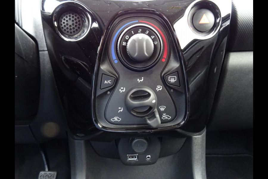 Citroën C1 1.0 VTi Feel | Automaat | Parkeercamera | Apple Carplay