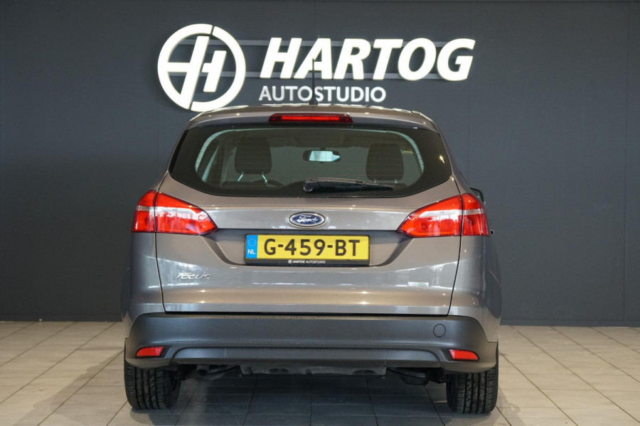 Ford Focus Wagon 1.0 + STOEL/STUURVERWARMING