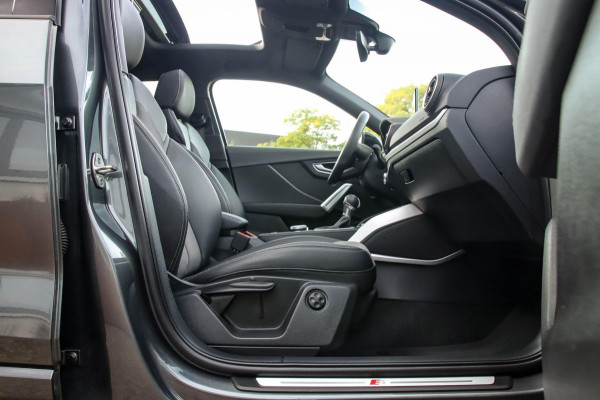 Audi Q2 1.4 TFSI CoD Sport Pro Line S S-line 150pk S-Tronic DLR|Panoramadak|Virtual Cockpit|LED Matrix|3D Knipper|ACC|Camera|Black