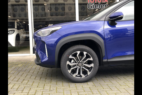 Toyota Yaris Cross 1.5 Hybrid Dynamic Plus | Dodehoekherkenning, Parkeersensoren, Smart Connect, Stuurverwarming, Direct leverbaar!