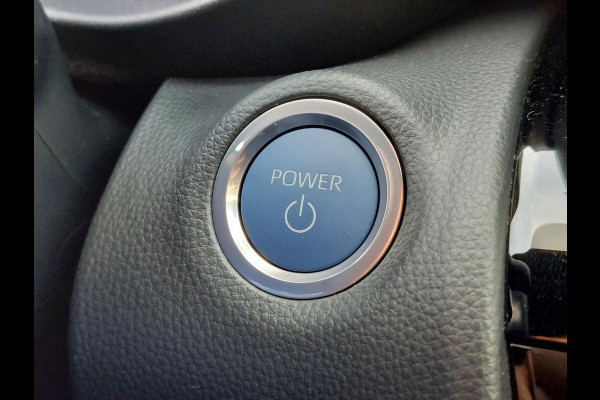 Toyota Yaris Cross 1.5 Hybrid Dynamic Plus | Dodehoekherkenning, Parkeersensoren, Smart Connect, Stuurverwarming, Direct leverbaar!