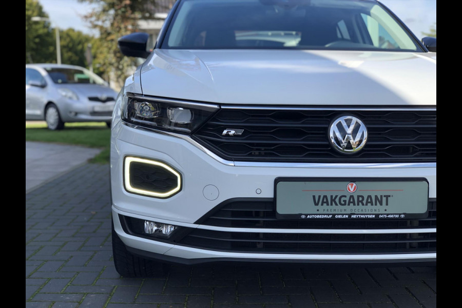 Volkswagen T-Roc 1.5 TSI 150pk 7-DSG R-line | Navigatie, Parkeersensoren, Adaptive Cruise Control, Stoelverwarming, DAB