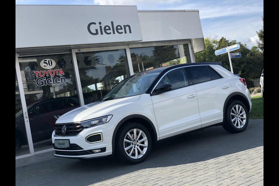 Volkswagen T-Roc 1.5 TSI 150pk 7-DSG R-line | Navigatie, Parkeersensoren, Adaptive Cruise Control, Stoelverwarming, DAB