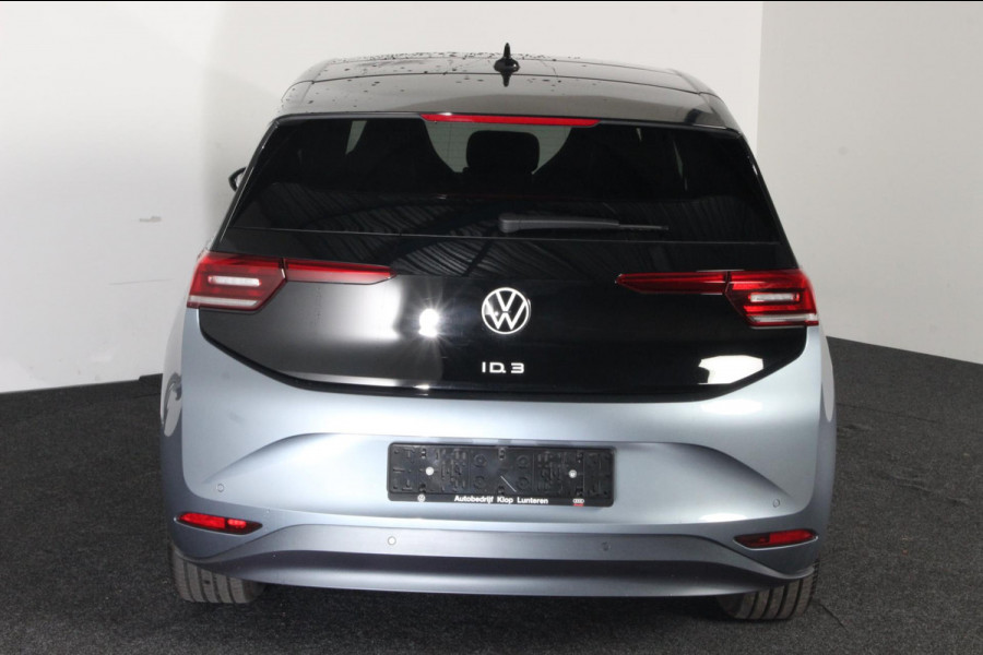 Volkswagen ID.3 Pro Performance 58 kWh / 204 pk. | € 41950,- incl. subsidie | full option | panodak | trekhaak | sport stoelen |