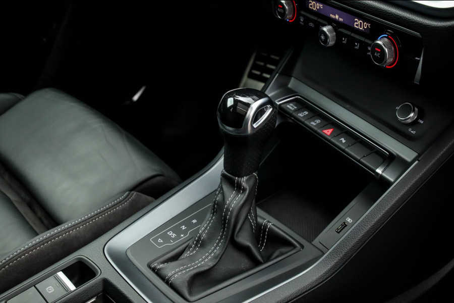 Audi Q3 35 TFSI 1.5 TFSI S Line Pro Line S 150pk S-Tronic 1e|DLR|Panoramadak|Virtual Cockpit|LED Matrix|Leder|ACC|B&O|20inch|Black