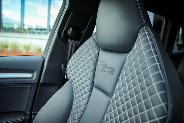 Audi S3 Sportback 2.0TFSI A3 Quattro 300pk S-Tronic 2e Eig|Panoramadak|Supersport Kuipstoelen|LED|ACC|B&O|Camera|NAVI|19inch|Black