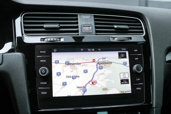 Volkswagen GOLF Variant 1.6 TDI Navigatie Stoelverwarming ACC Apple Carplay Mirrorlink 116pk Eerste Eigenaar