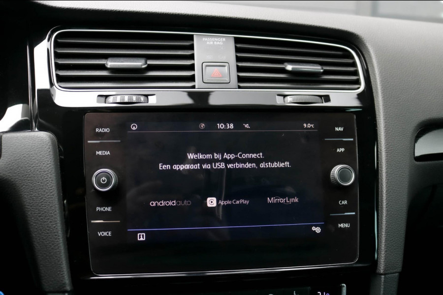 Volkswagen GOLF Variant 1.6 TDI Navigatie Stoelverwarming ACC Apple Carplay Mirrorlink 116pk Eerste Eigenaar