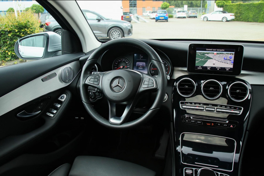 Mercedes-Benz GLC Coupé 250 4MATIC AMG Edition 211pk 9G AUT 2e Eig|NL|DLR|Schuifdak|Leder|LILS LED|360 View|19inch|Trekhaak