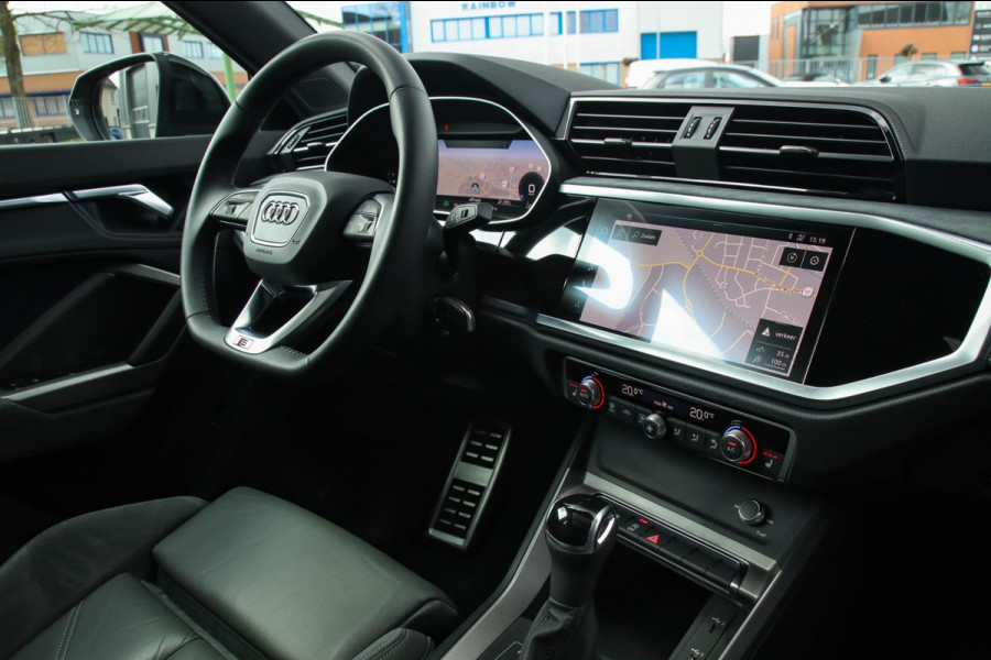 Audi Q3 35 TFSI 1.5 TFSI S Line Pro Line S 150pk S-Tronic! 1e|Panoramadak|Virtual Cockpit|LED Matrix|Leder elektrisch|Black|20inch