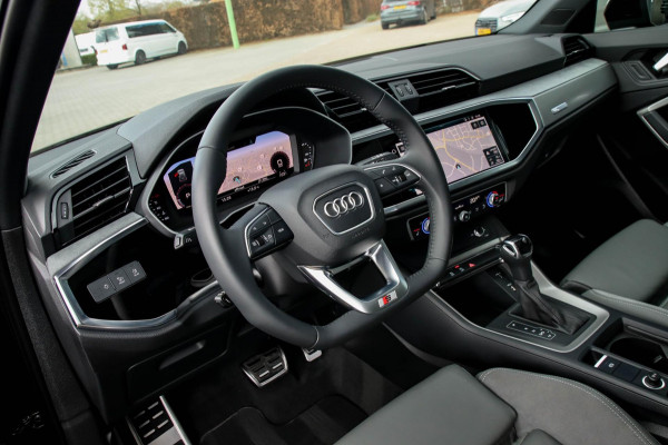 Audi Q3 35 TFSI 1.5 TFSI S Line Pro Line S 150pk S-Tronic! 1e|Panoramadak|Virtual Cockpit|LED Matrix|Leder elektrisch|Black|20inch