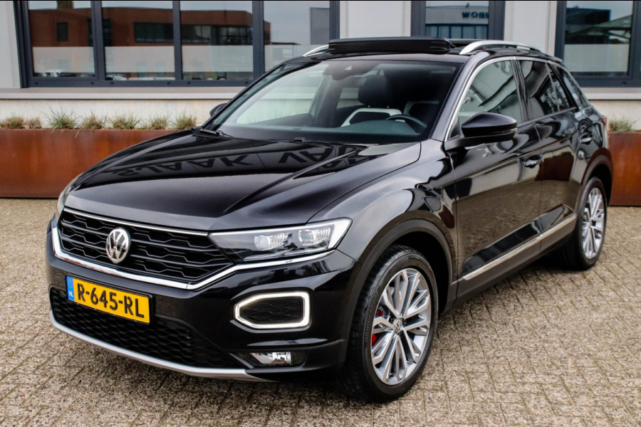 Volkswagen T-Roc 2.0TSI 4Motion Sport 190pk DSG! 1e|DLR|Panoramadak|Virtual Cockpit|LED Plus|Sportstoelen|PDC|CarPlay|Beats|18inch