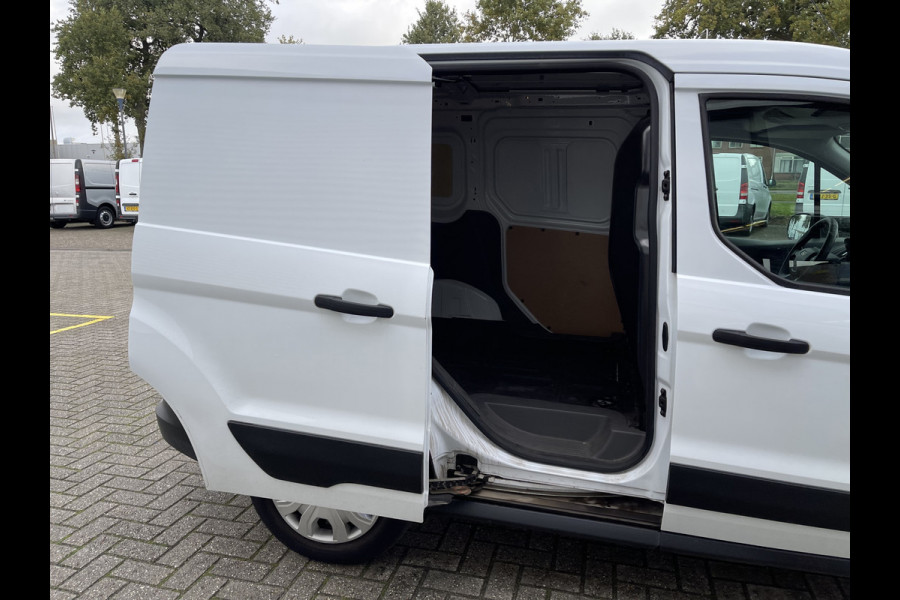 Ford Transit Connect 1.5 EcoBlue L1 Trend / rijklaar € 13.950 ex btw / lease vanaf € 256 / euro 6 diesel / airco / radio mp3 / schuifdeur / 6 versnelligen !