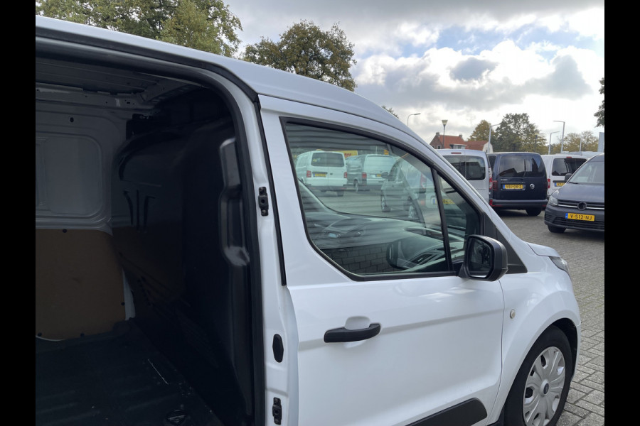 Ford Transit Connect 1.5 EcoBlue L1 Trend / rijklaar € 13.950 ex btw / lease vanaf € 256 / euro 6 diesel / airco / radio mp3 / schuifdeur / 6 versnelligen !