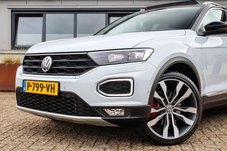 Volkswagen T-Roc 2.0TSI 4Motion Sport 190pk DSG 1e|DLR|Panoramadak|Virtual Cockpit|LED Plus|Sportstoelen|NAVI|CarPlay|Beats|19inch