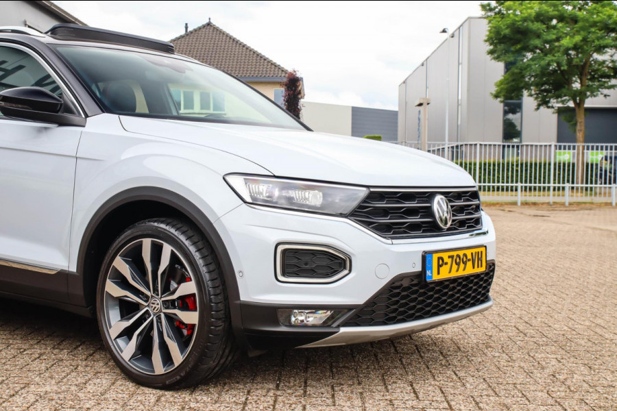 Volkswagen T-Roc 2.0TSI 4Motion Sport 190pk DSG 1e|DLR|Panoramadak|Virtual Cockpit|LED Plus|Sportstoelen|NAVI|CarPlay|Beats|19inch