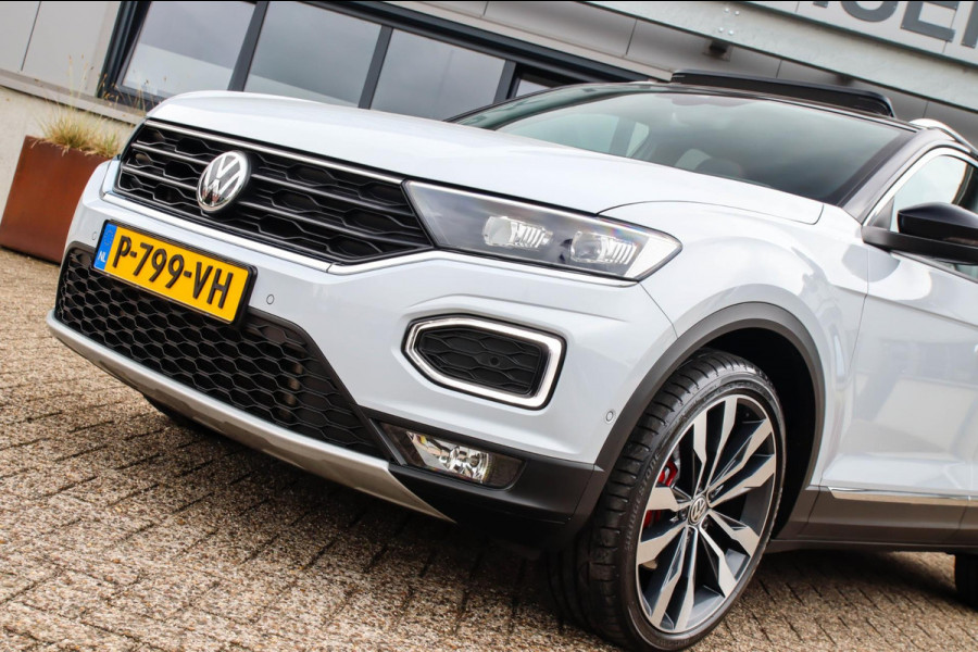 Volkswagen T-Roc 2.0TSI 4Motion Sport 190pk DSG 1e|DLR|Panoramadak|Virtual Cockpit|LED Plus|Sportstoelen|NAVI|CarPlay|Beats|19inch