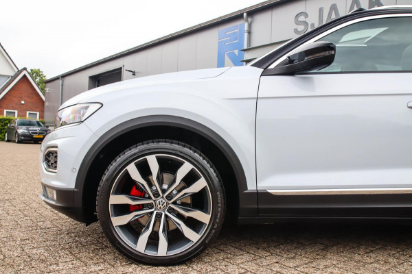 Volkswagen T-Roc 2.0TSI 4Motion Sport 190pk DSG 1e|DLR|Panoramadak|Virtual Cockpit|LED Plus|Sportstoelen|NAVI|CarPlay|Beats|19inch