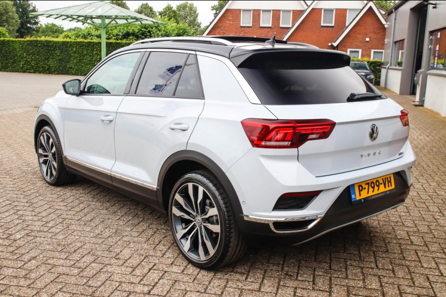 Volkswagen T-Roc 2.0TSI 4Motion Sport 190pk DSG 1e|DLR|Panoramadak|Virtual Cockpit|LED Plus|Sportstoelen|NAVI|CarPlay|Beats|19inch