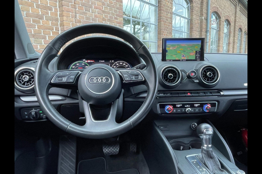 Audi A3 Sportback 1.4 e-tron Sport Line Navigatie Climate 1e Eigenaar