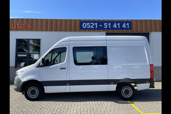 Mercedes-Benz Sprinter 317 1.9 CDI 170pk L2H2 DC 7 persoons / rijklaar € 44.950 ex btw / lease vanaf € 936 / climate control / trekhaak 2000 kg / achteruit rijcamera !