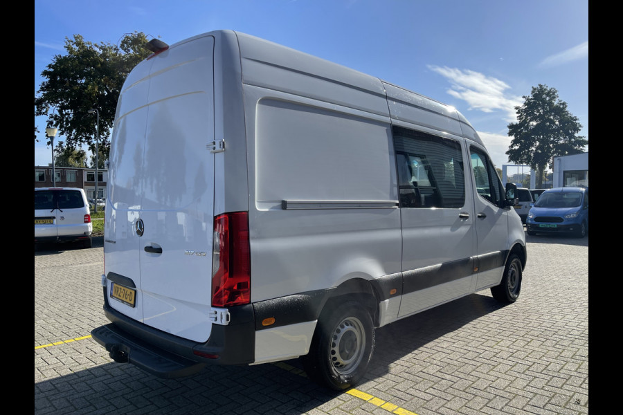 Mercedes-Benz Sprinter 317 1.9 CDI 170pk L2H2 DC 7 persoons / rijklaar € 44.950 ex btw / lease vanaf € 936 / climate control / trekhaak 2000 kg / achteruit rijcamera !