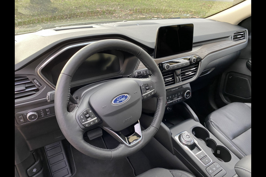 Ford Escape Kuga 2.5 Hybride Titanium AWD PANO