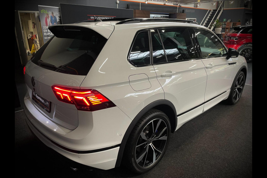 Volkswagen Tiguan R 2.0 TSI 4MOTION 320 PK PANODAK IQ-LIGHT BTW